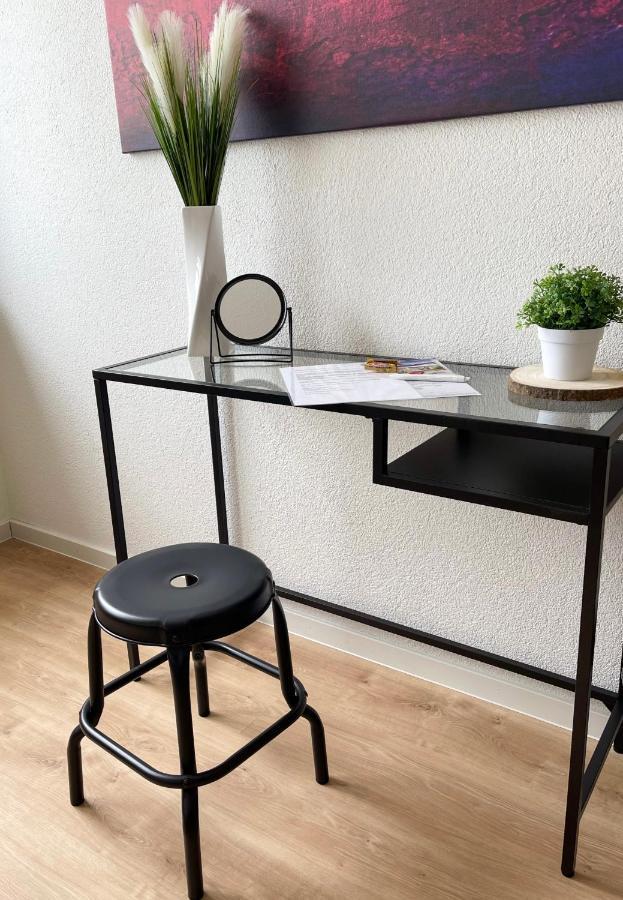 Hegau Boardinghouse Apartment Singen Bagian luar foto